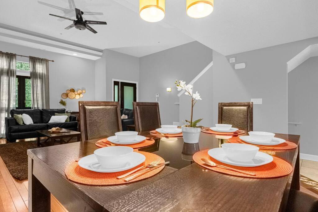 Charming 4Br Family Townhouse Inside Disney Resort Area 올랜도 외부 사진