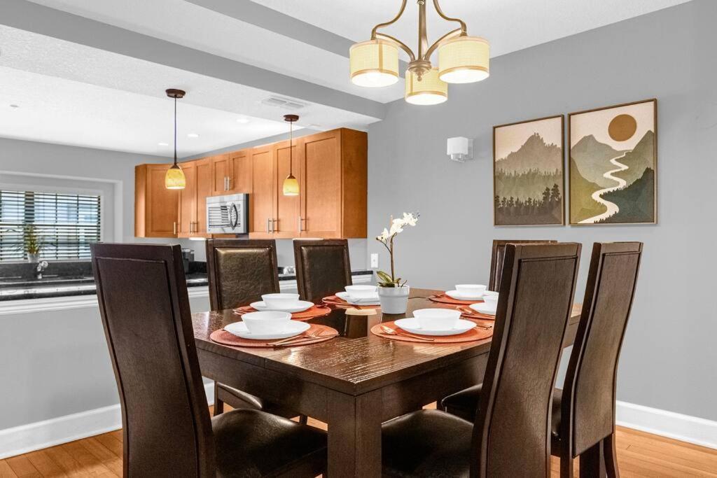 Charming 4Br Family Townhouse Inside Disney Resort Area 올랜도 외부 사진